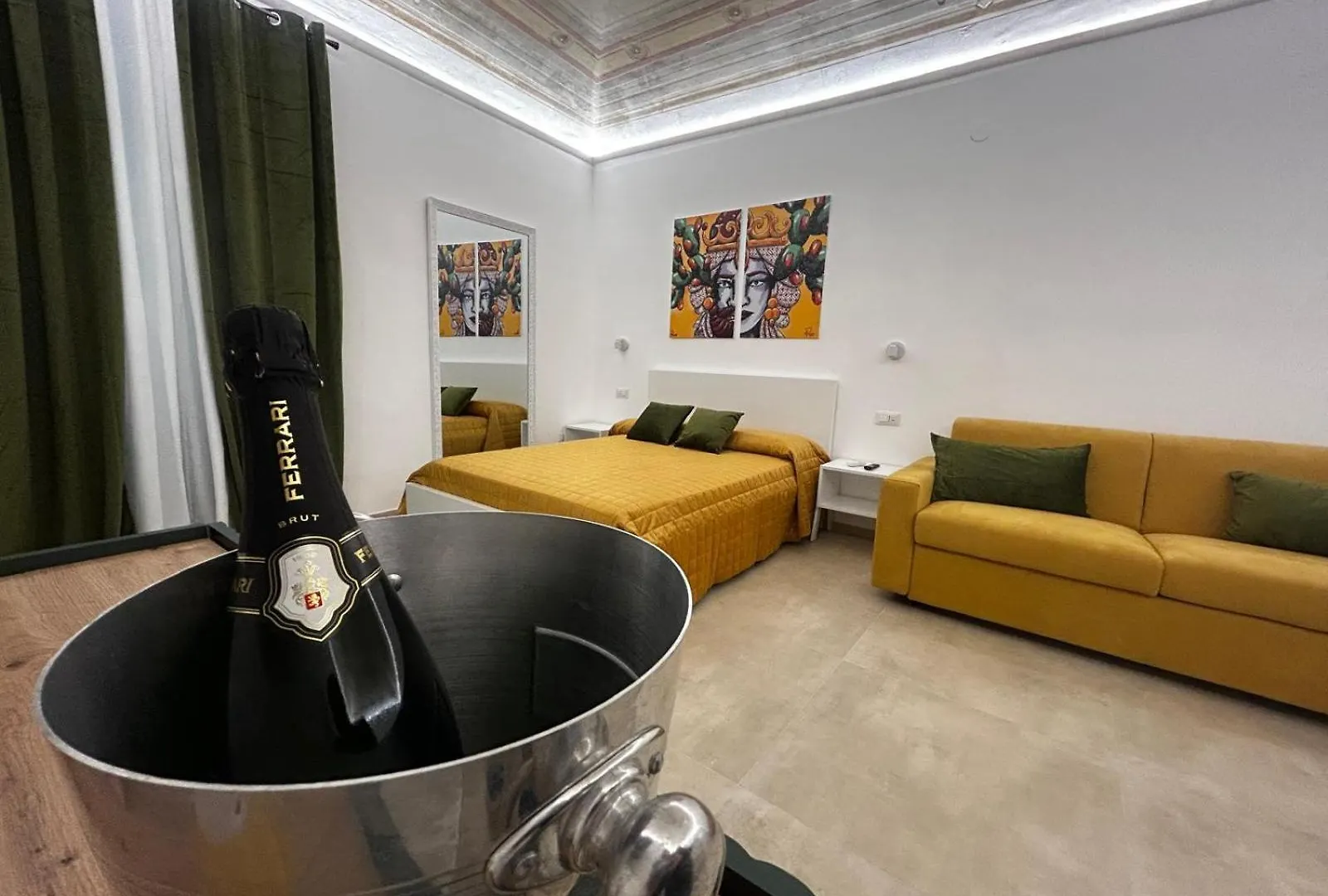 פלרמו Massimo Rooms And Suite 0*,